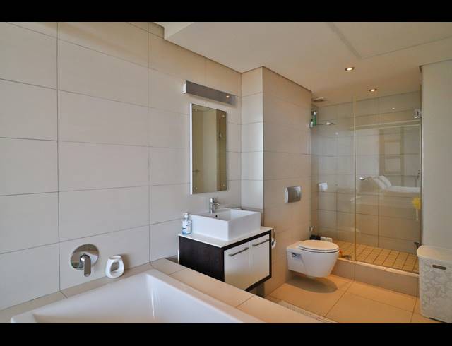 3 BEDROOM APARTMENT FOR SALE IN UMHLANGA CENTRAL